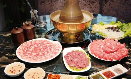 小心一氧化碳中毒！一家7口吃炭烧火锅集体“倒下”